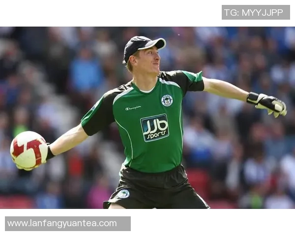 足球比赛中门将参与传控战术的成功率与风险分析