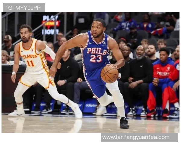 球星退役后转行主播，人气不减反增