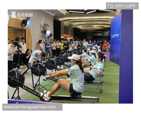 世界赛艇项目中同步配合技术指标及心理协调训练